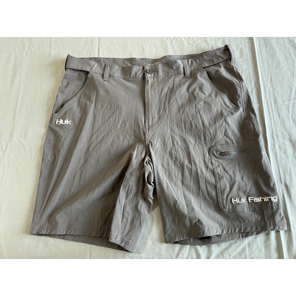 Huk Shorts Mens 2XL Gray Cargo Next Level Performance Stretch Fishing Adjustable - Picture 1 of 12